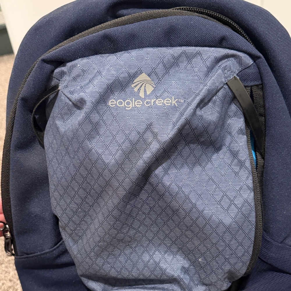 Eagle Creek Navy and Black Men's Backpack - Picture 7 of 7